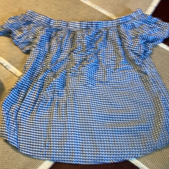 Mossimo Supply Co. Tops - Ladies off shoulder shirt